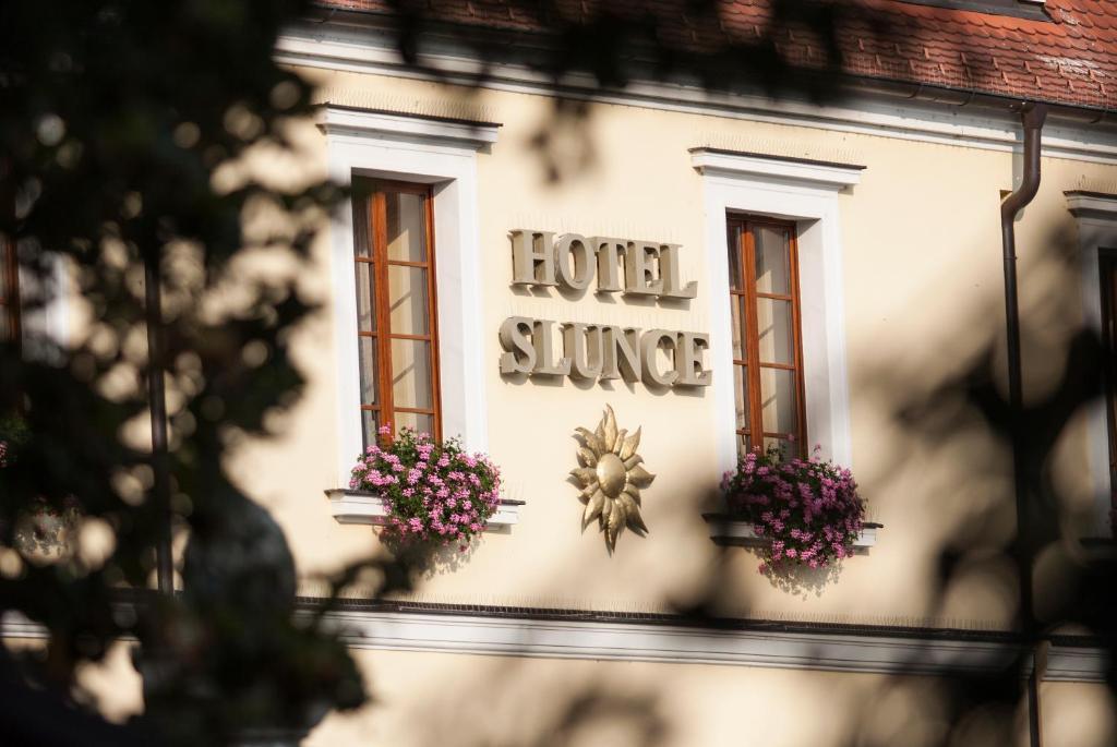 Hotel Slunce Uherské Hradiště エクステリア 写真
